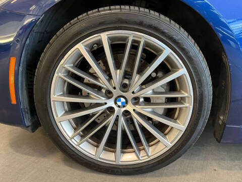 2017 BMW 5 Series 530i