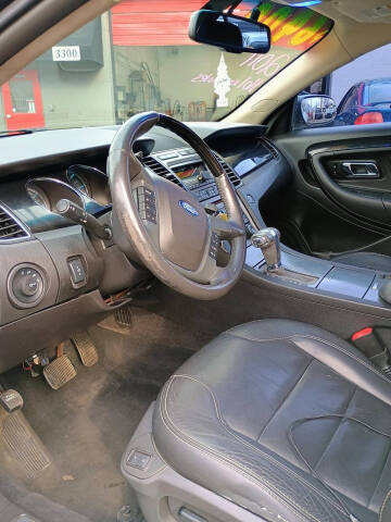 2011 Ford Taurus Limited