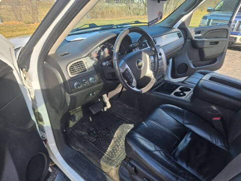 2011 Chevrolet Suburban LT