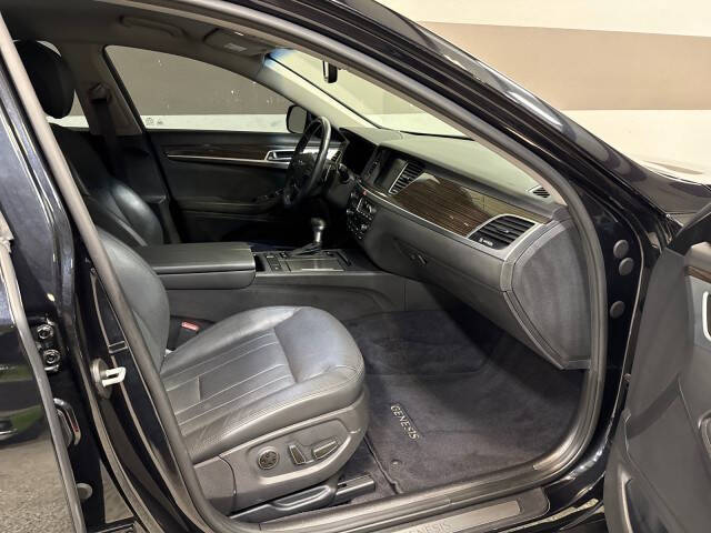 2020 Genesis G80