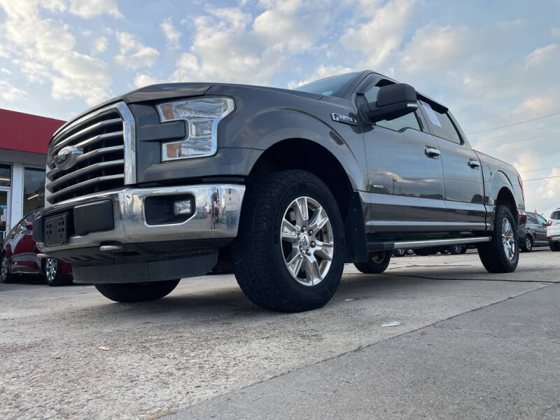 2016 Ford F-150 XLT's photo