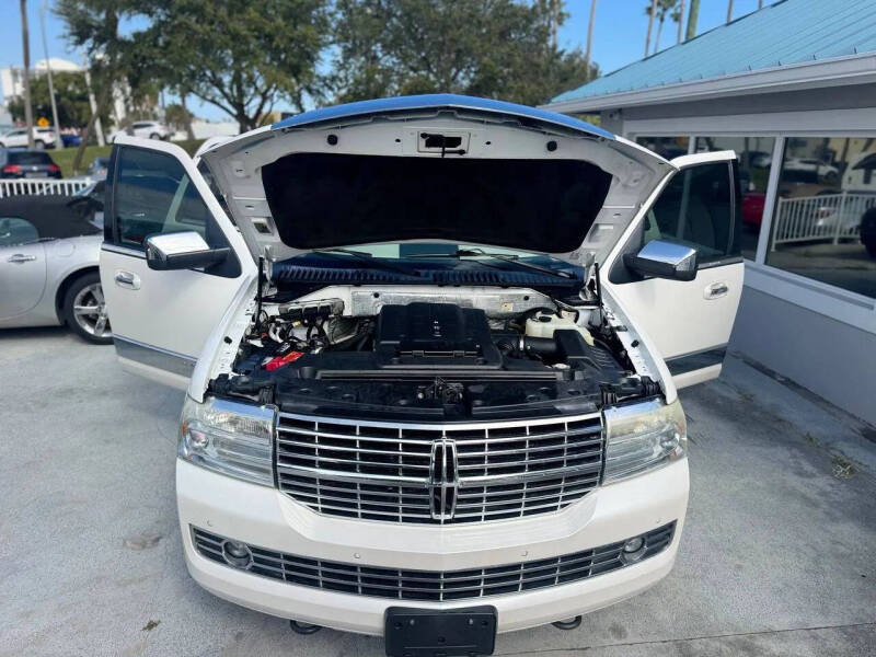 2011 Lincoln Navigator