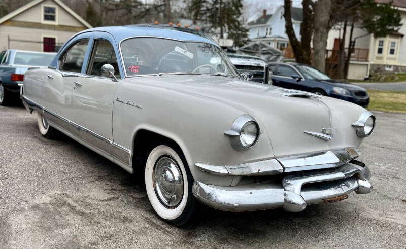 1953 Kaiser Manhattan