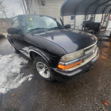 2000 Chevrolet S-10 for sale at STURBRIDGE CAR SERVICE CO in Sturbridge MA