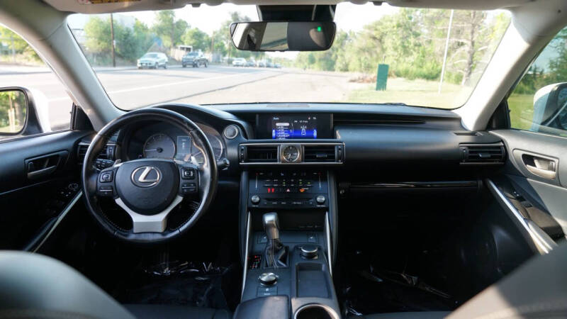 2017 Lexus IS 300