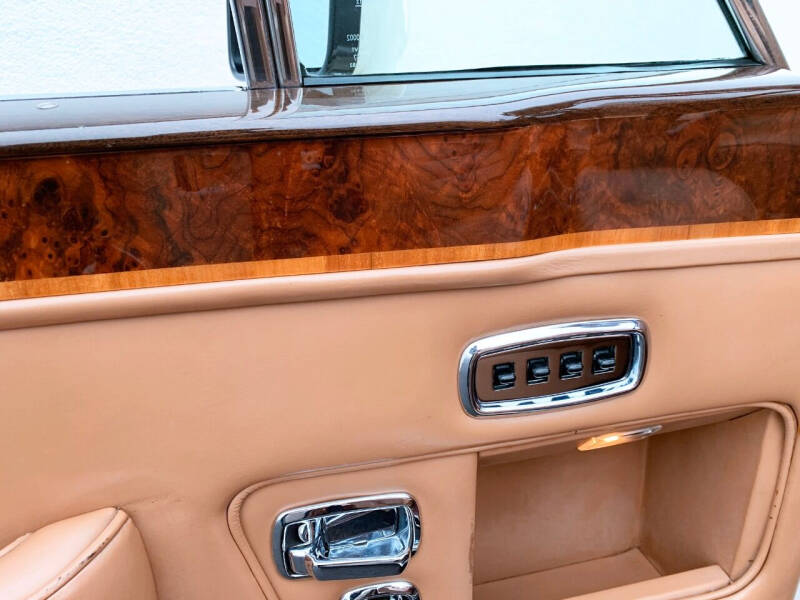 1989 Rolls-Royce Corniche
