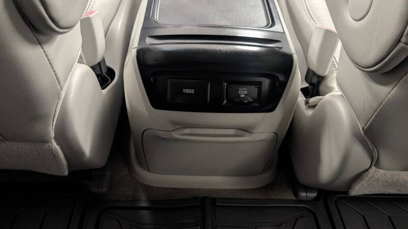 2012 Toyota Sienna