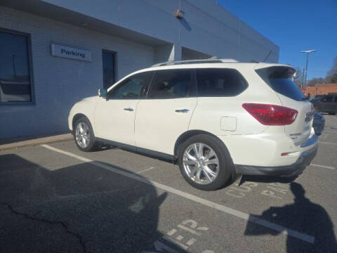 2018 Nissan Pathfinder Platinum