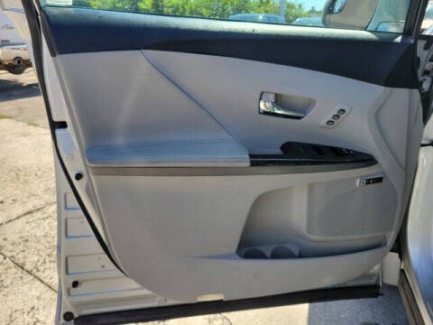 2014 Toyota Venza LE