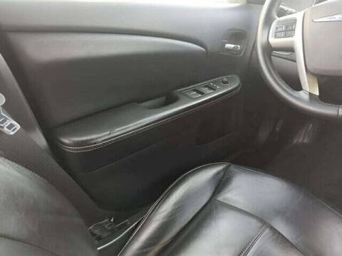 2013 Chrysler 200 Limited