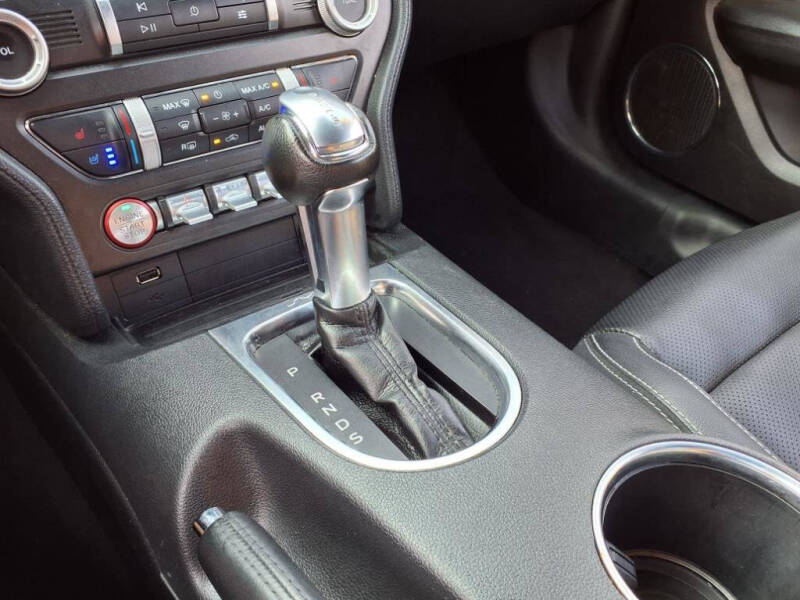 2023 Ford Mustang EcoBoost Premium