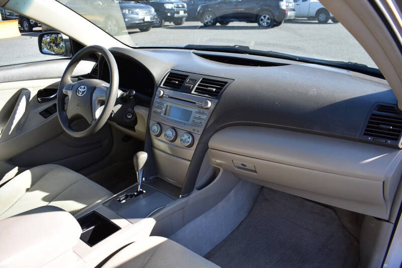 2009 Toyota Camry LE