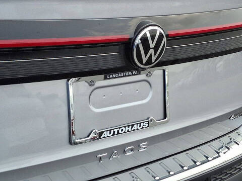 2025 Volkswagen Taos SEL 4Motion