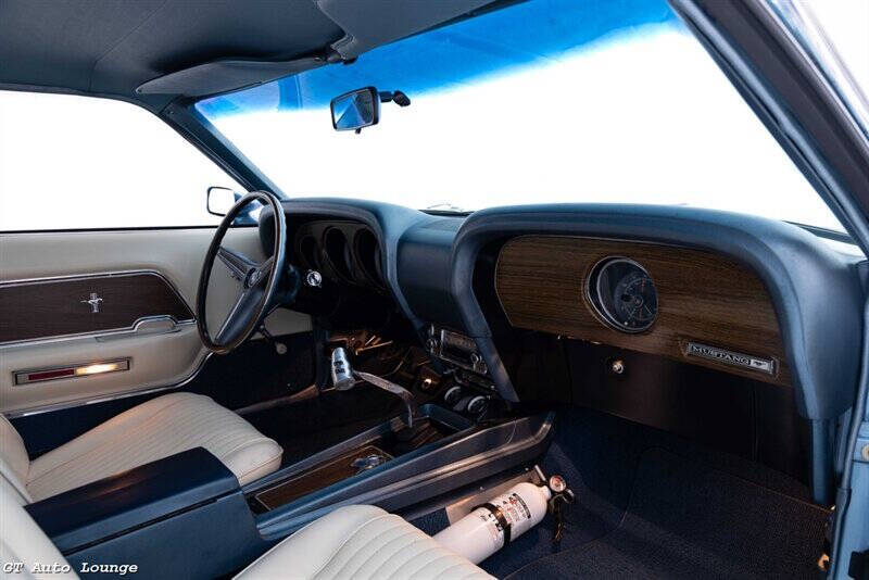 1970 Ford Mustang 36