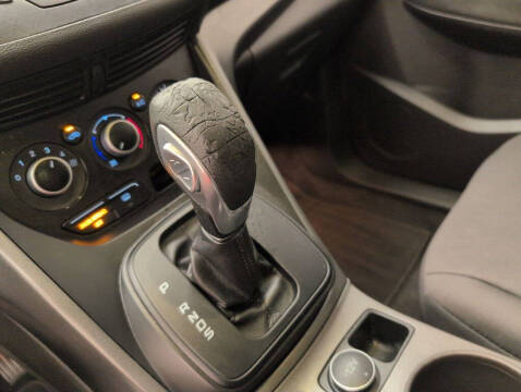 2016 Ford Escape S