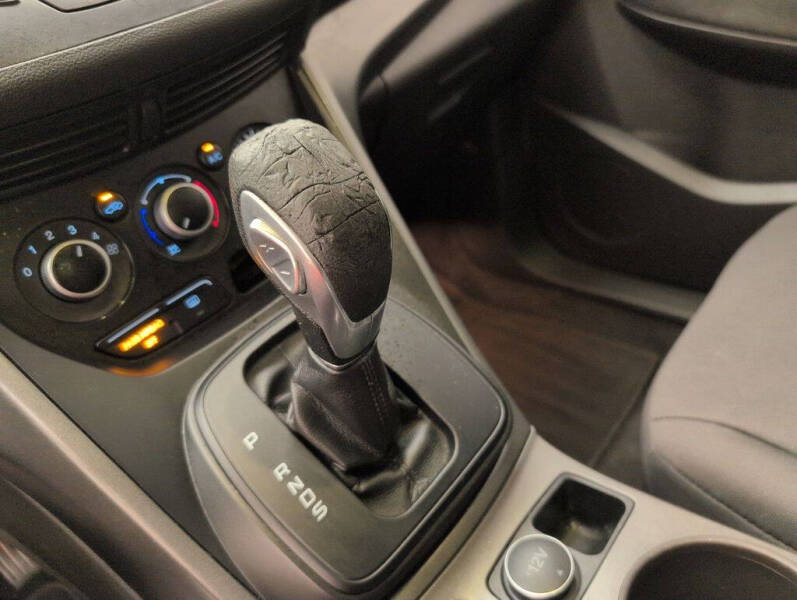 2016 Ford Escape S