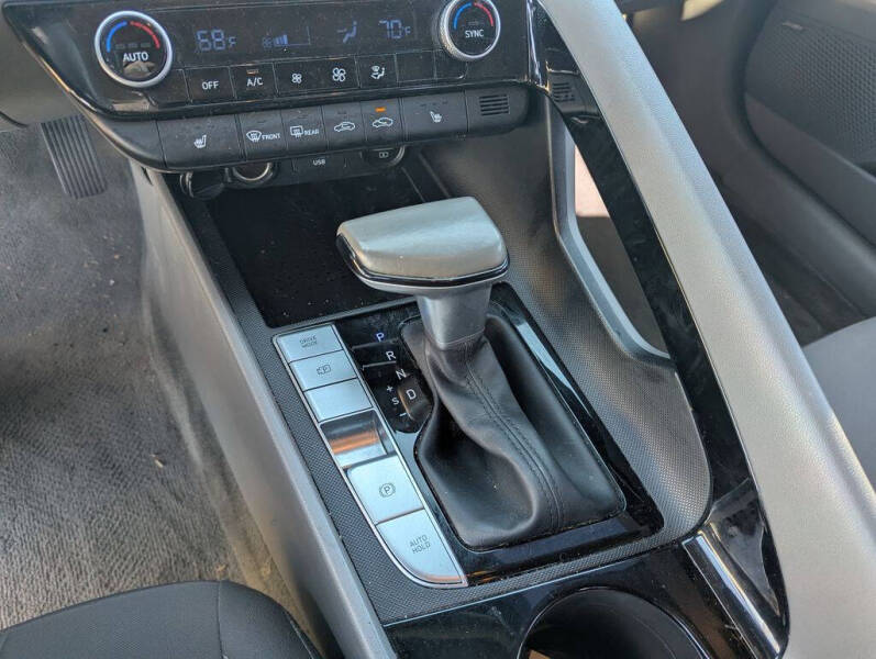 2022 Hyundai Elantra