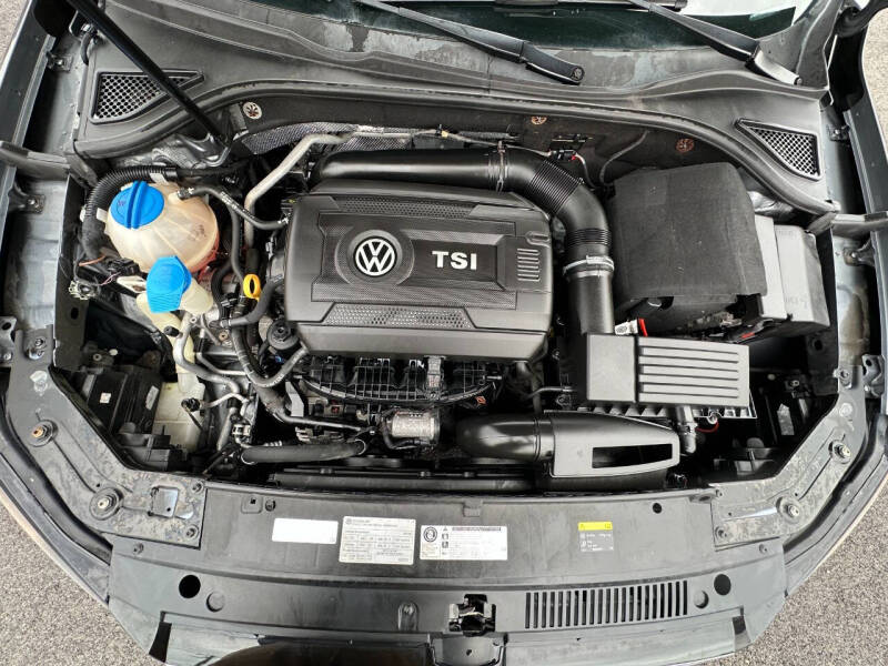 2015 Volkswagen Passat 1.8T Limited Edition