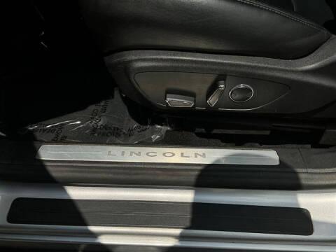 2017 Lincoln MKZ Premiere