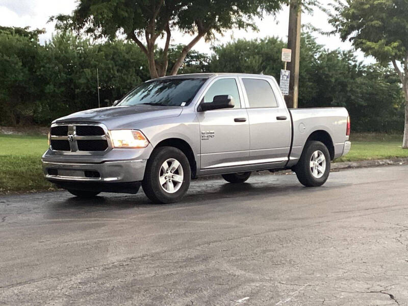 2023 RAM 1500 Classic SLT