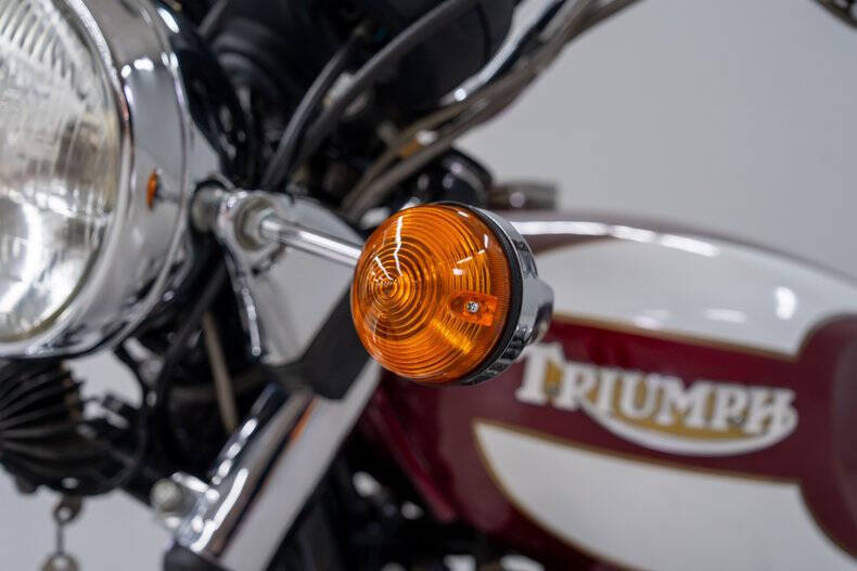 1975 Triumph Trident T160R