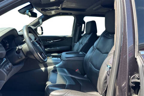 2017 Cadillac Escalade Platinum