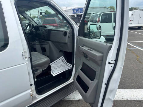2014 Ford E-Series