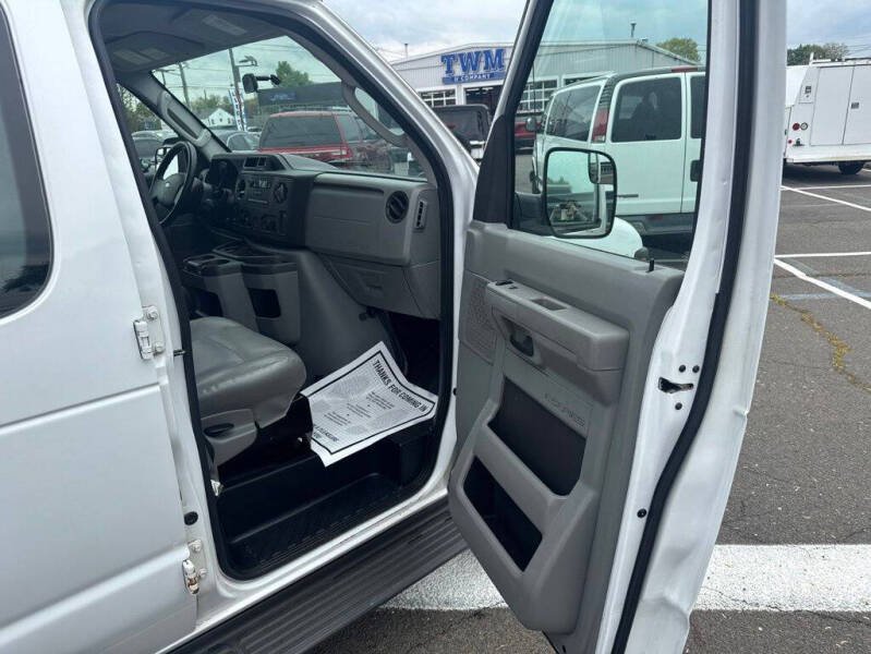 2014 Ford E-Series