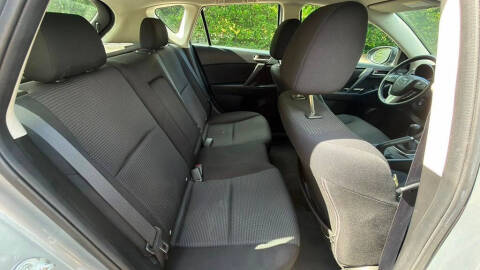 2012 Mazda MAZDA3 i Touring