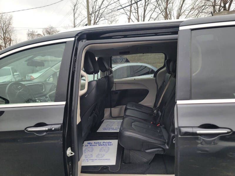 2018 Chrysler Pacifica Touring L