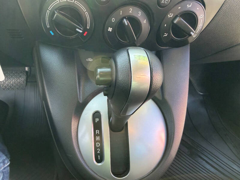 2012 Mazda MAZDA2 Sport