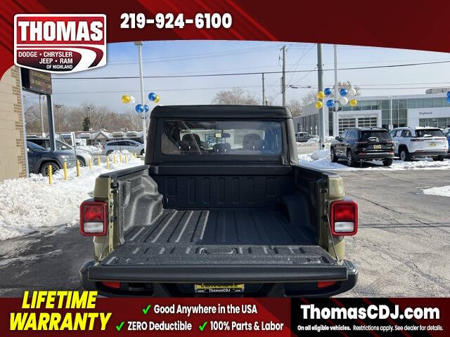 2026 Jeep Gladiator Sport