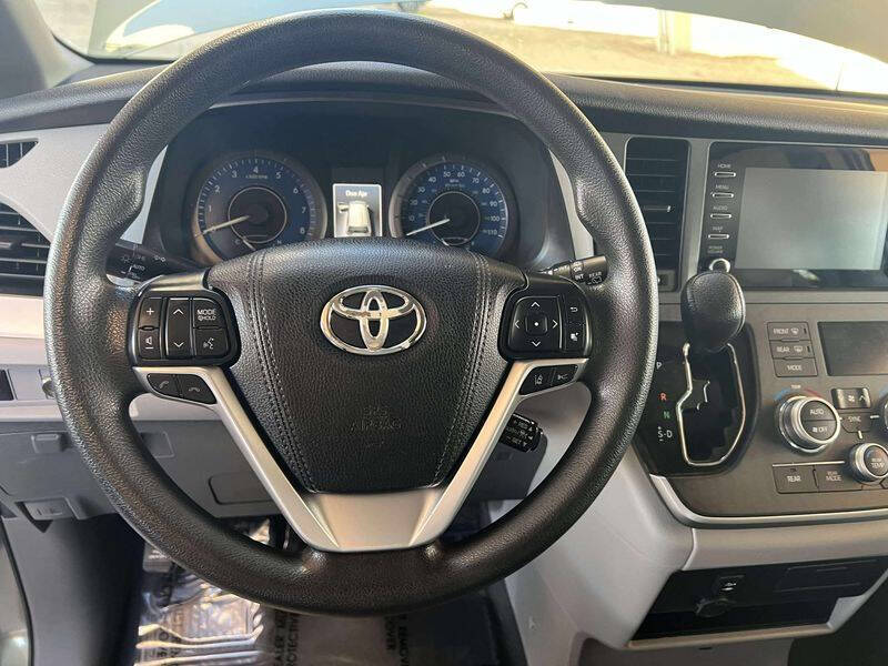 2020 Toyota Sienna L 7-Passenger