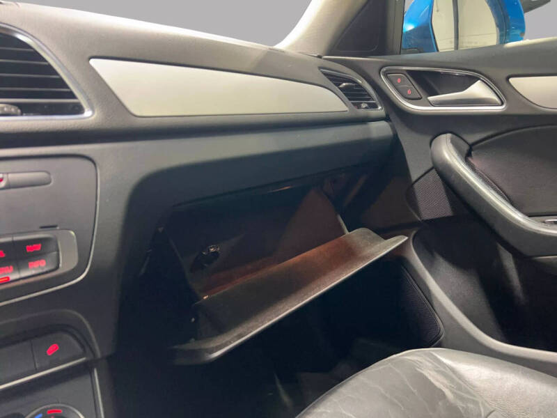 2017 Audi Q3 2.0T Premium