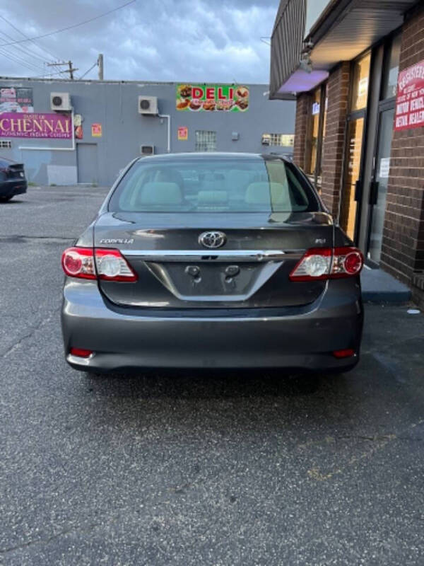2012 Toyota Corolla LE