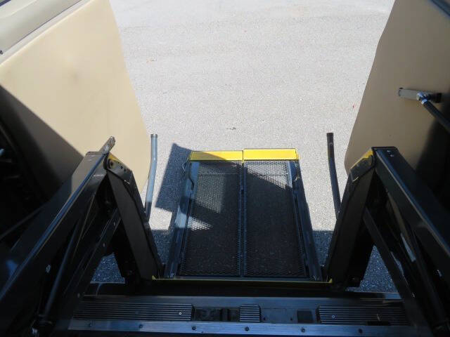 2021 GMC Savana LS 2500