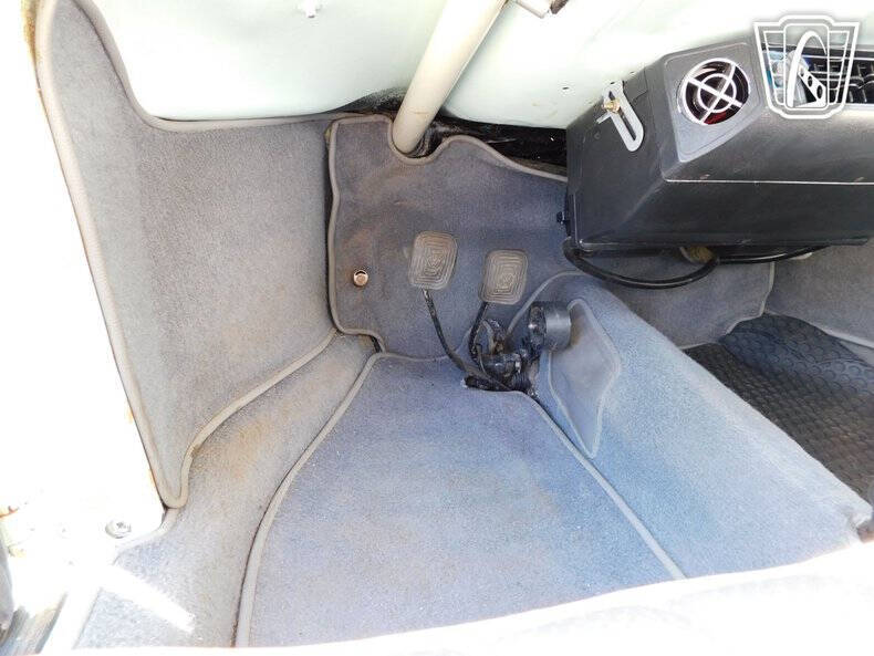 1961 Volkswagen Beetle