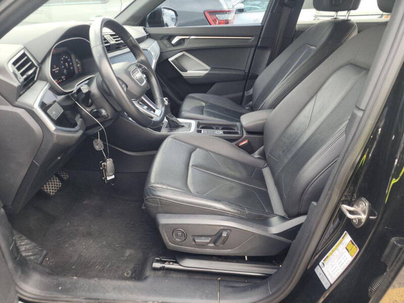 2020 Audi Q3 quattro S line Premium 45 TFSI