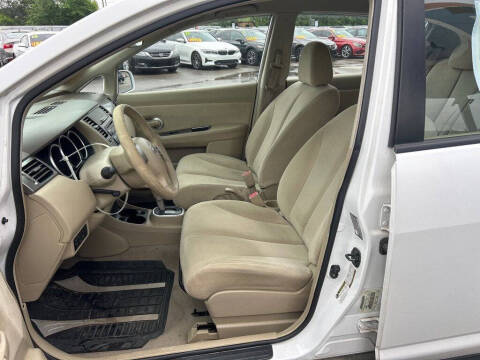 2008 Nissan Versa 1.8 S