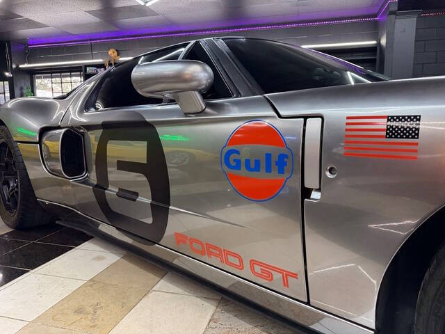 2006 Ford GT
