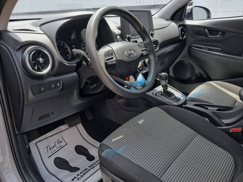2023 Hyundai Kona SE