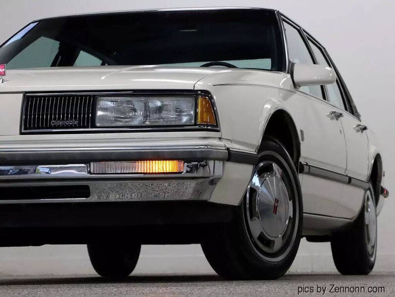 1987 Oldsmobile Delta Eighty-Eight Royale