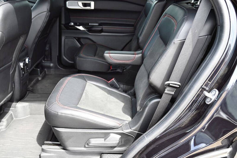 2022 Ford Explorer ST-Line