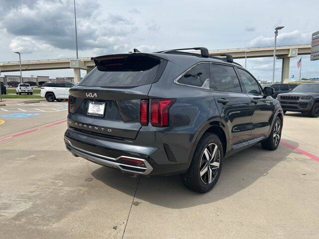 2022 Kia Sorento EX