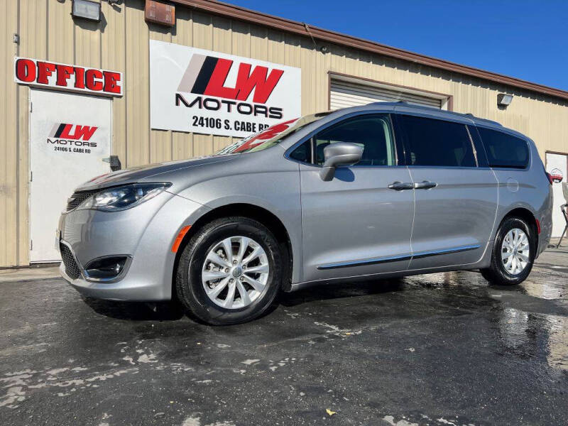2018 Chrysler Pacifica Touring L