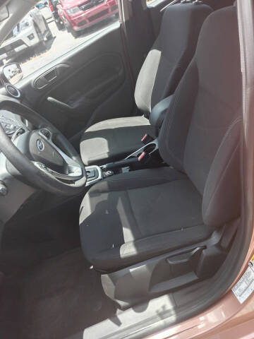 2017 Ford Fiesta SE