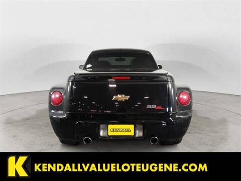 2004 Chevrolet SSR LS