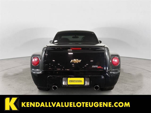 2004 Chevrolet SSR LS
