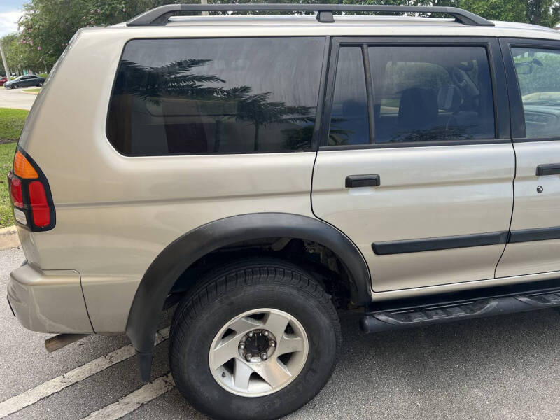 2003 Mitsubishi Montero Sport LS