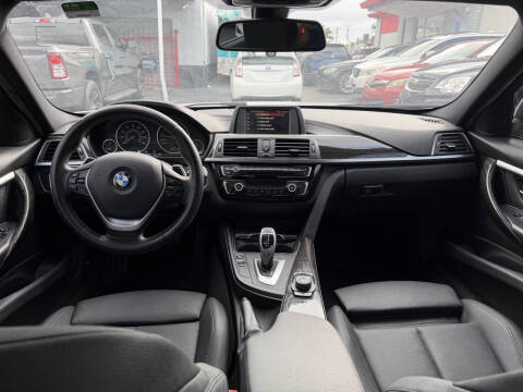 2018 BMW 3 Series 330i